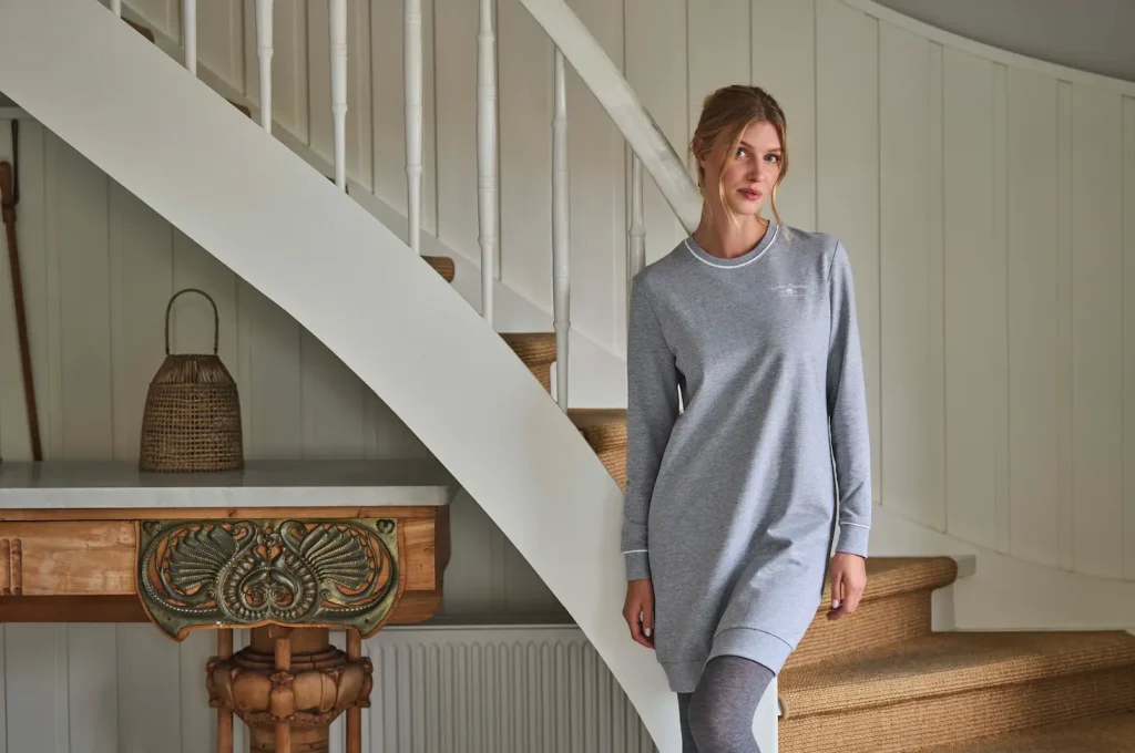 Modelo Vinson mujer sudadera larga